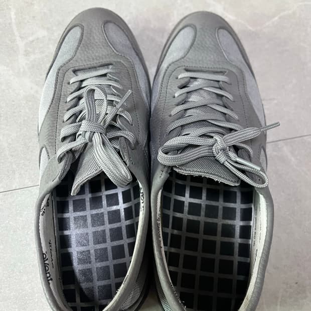 카브엠트 스니커즈