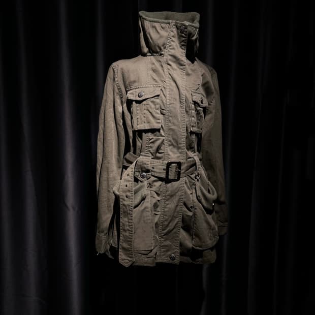 벨티드 밀리터리 자켓