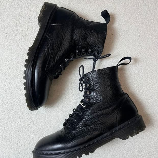 닥터마틴 해들리 그레인 레더 부츠 워커 A1844