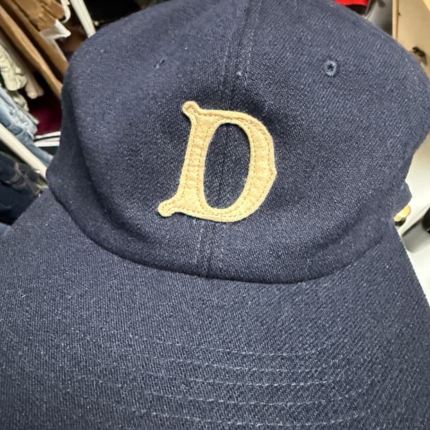 도그앤코 네이비 캡 팝니다