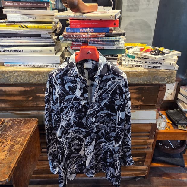 넘버나인 레이온 잭슨폴록 셔츠