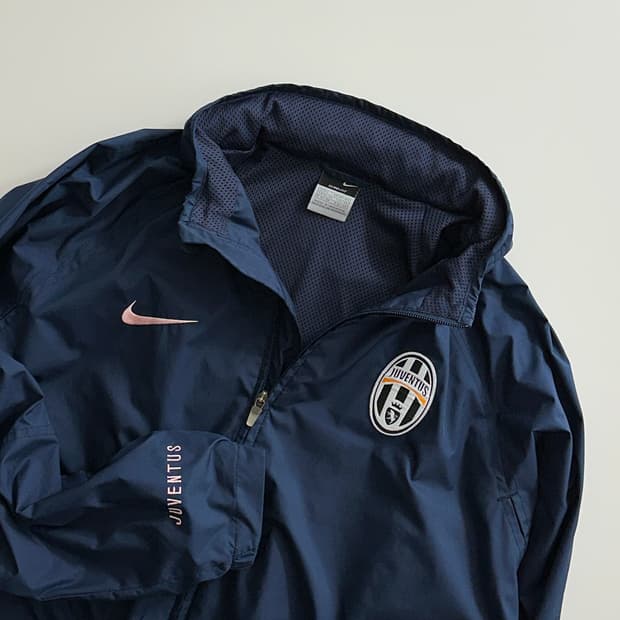 나이키 유벤투스 바람막이 L