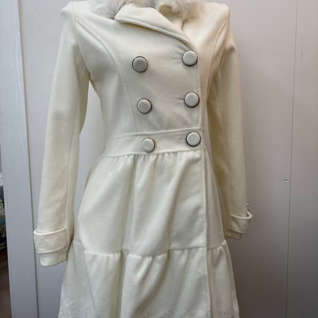 리즈리사 레이스 퍼 코트