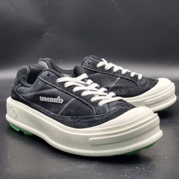 엄브로 스케일 남성운동화270 