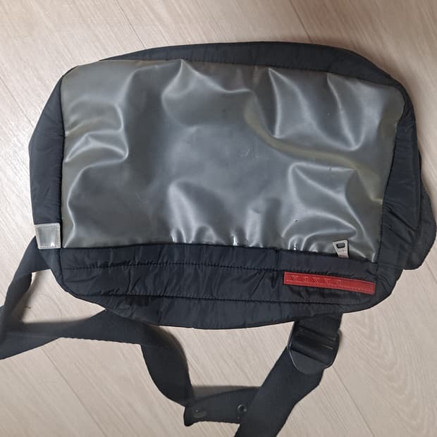 빈티지 프라다 스포츠 크로스백 