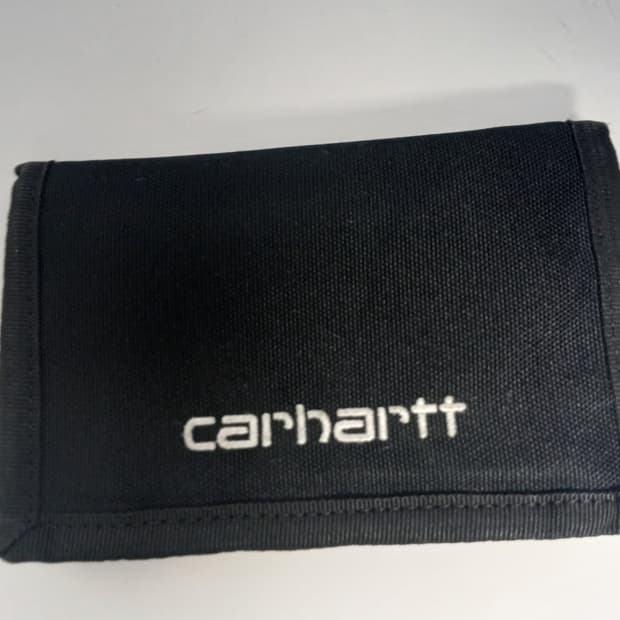 칼하트 지갑