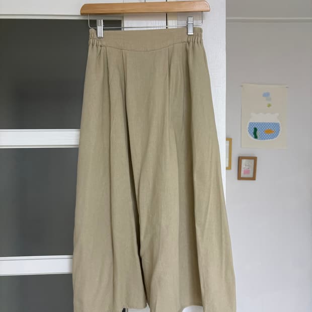 베이지 롱 스커트