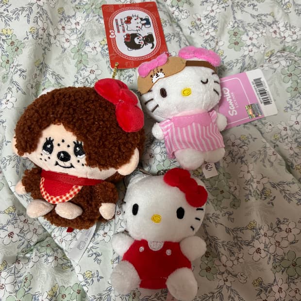 헬로키티x몬치치 인형키링 포함 일괄