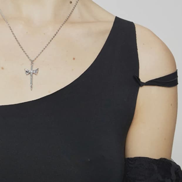 에브리벌스데이 Ribbon sword necklace M 