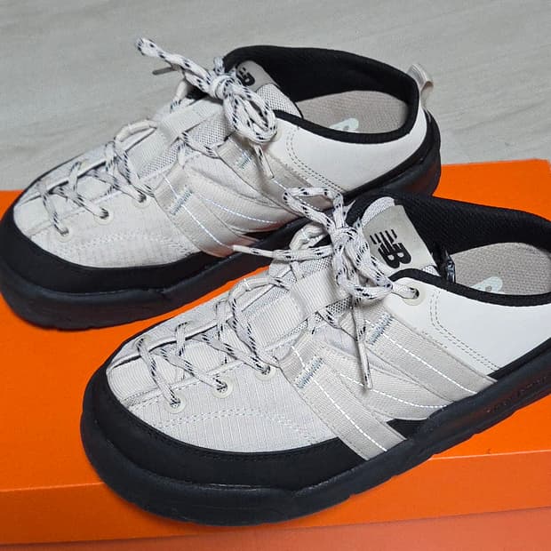 뉴발란스 CRV 뮬 아이보리