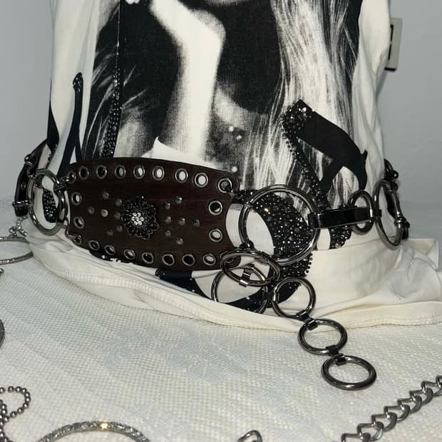 큐빅 체인 벨트