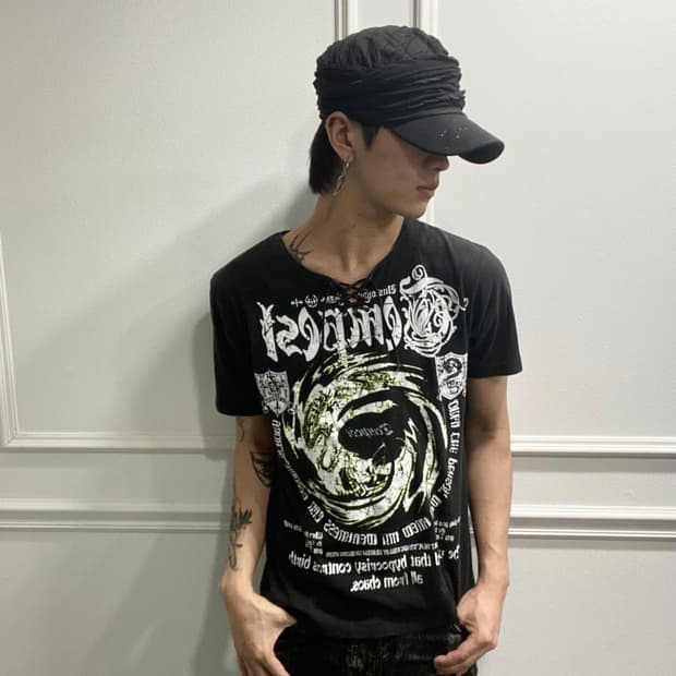 Y2K Print Lace Up Tee