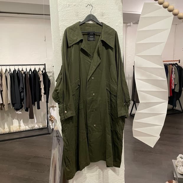 요지야마모토 오버사이즈 벨티드 트렌치 코트