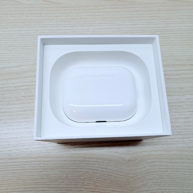 에어팟 프로 3세대 본체 + 풀박스