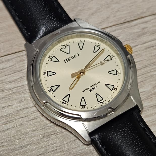 빈티지 세이코 가죽 시계