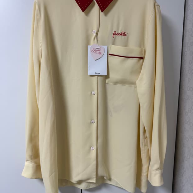 프레클 볼링 블라우스 새상품