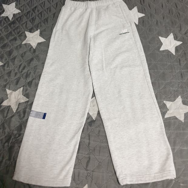 뉴발란스 스트릿 코트 스트레이트핏 스웨트 팬츠 멜란지 (XS)