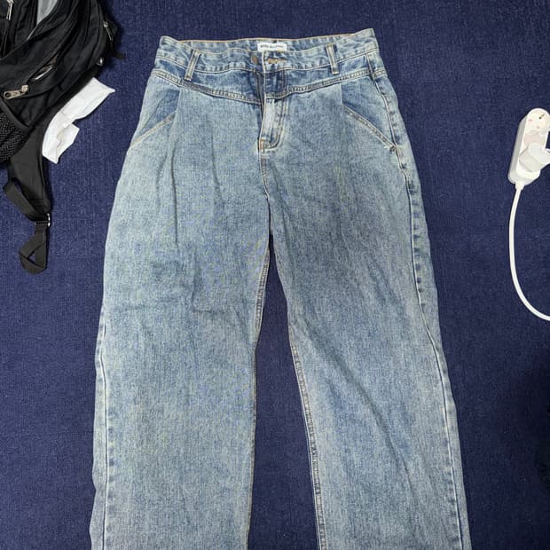 밀로아카이브 팬츠