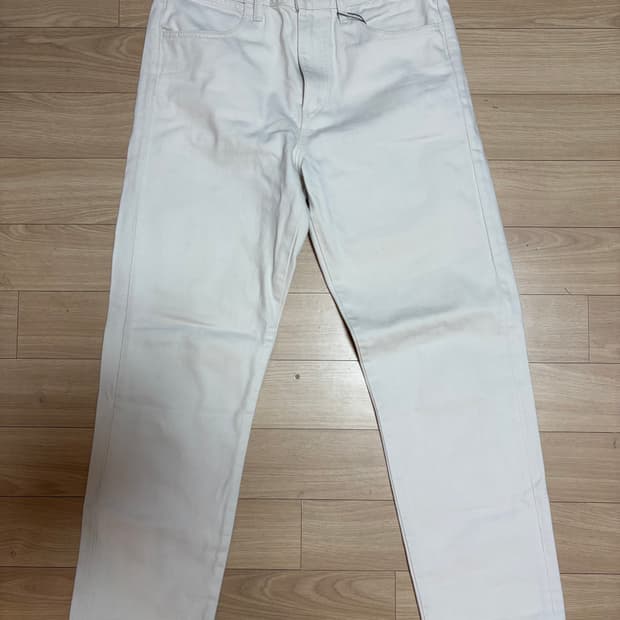  [A+급] 유니클로 U 레귤러 피트 진 에크루 (30사이즈)