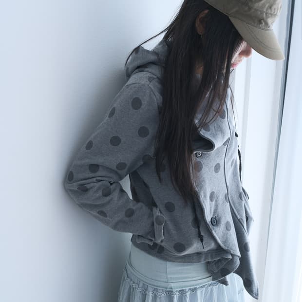 Shirring dot hood jacket