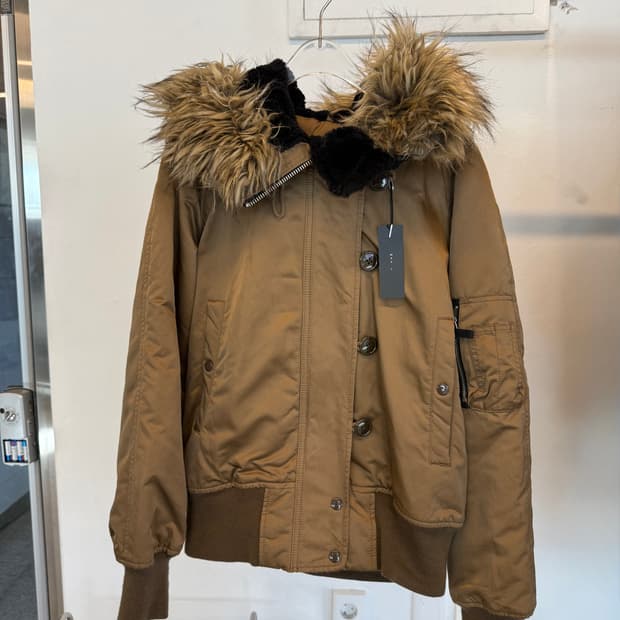 GAP camel bomber jacket 