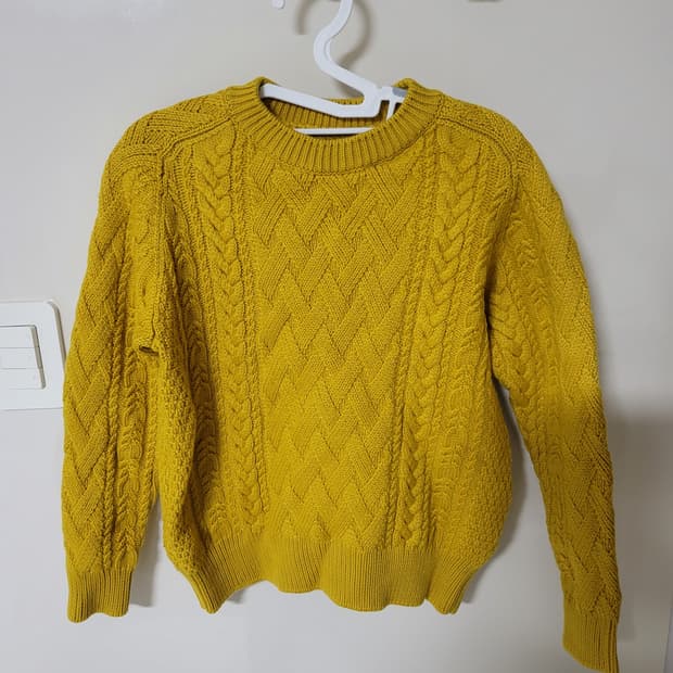 바토너 여성 두툼꽈베기 울니트 개나리색 2사이즈 55 상태극상
