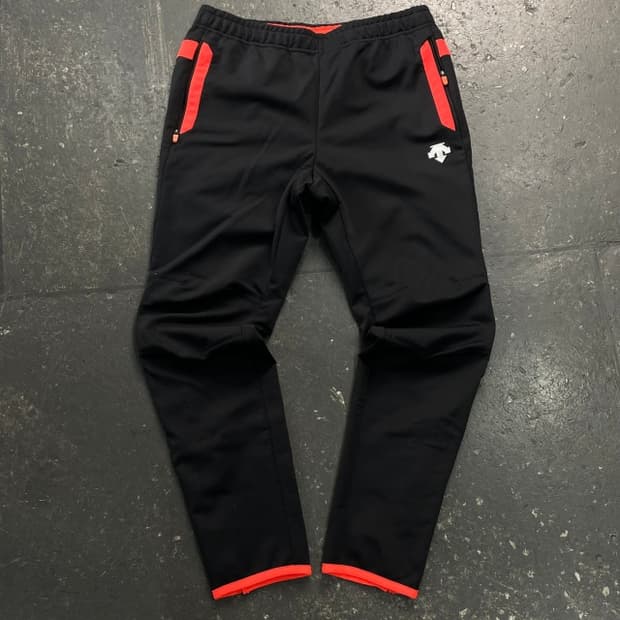 100 데상트 트레이닝 팬츠