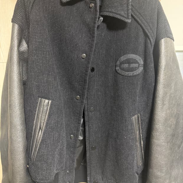 준지 26ss 펜시 데님 바시티 50사이즈 판매합니다