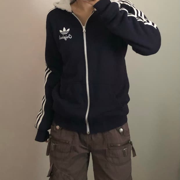 아디다스 쉐르피 후드집업