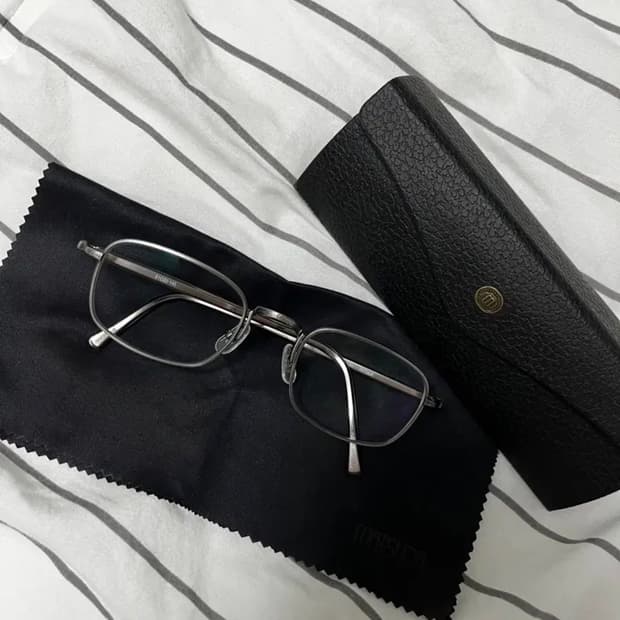 마츠다 M3067 티타늄 스퀘어 안경