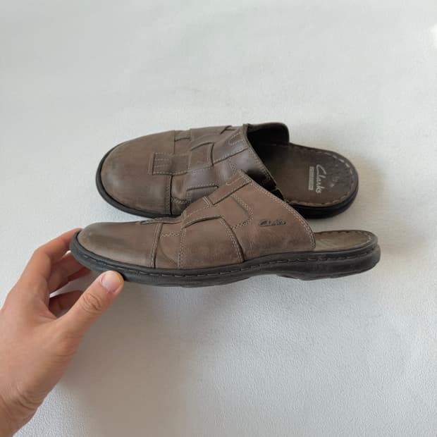 [255]클락스(Clarks) 레더 슬리퍼