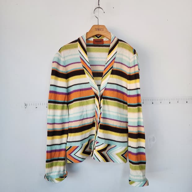 미쏘니 스트라이프 패턴 가디건 니트