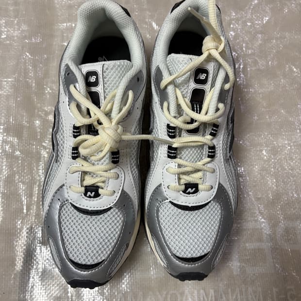 뉴발란스 운동화