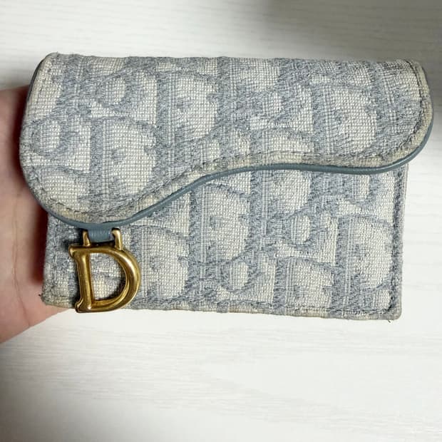 정품확실)디올 오블리크 카드지갑 새들 라이트그레이 판매 동전지갑