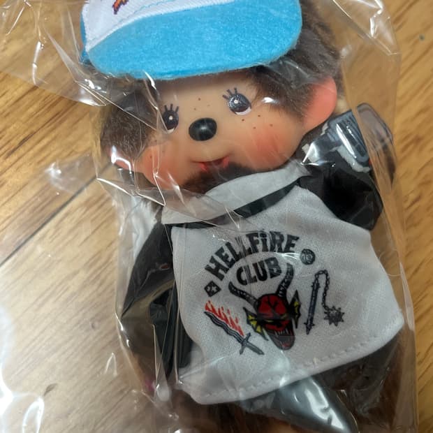 기묘한 이야기 헬파이어클럽 몬치치