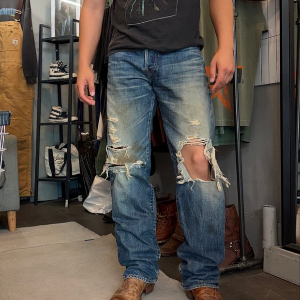 00‘s Acoustic selvedge hard destroyed