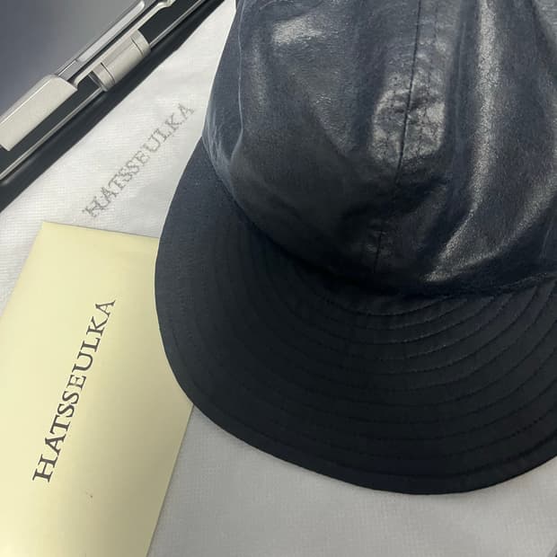 햇쓸까 hatsseulka 슬로우 빅 캡 navy