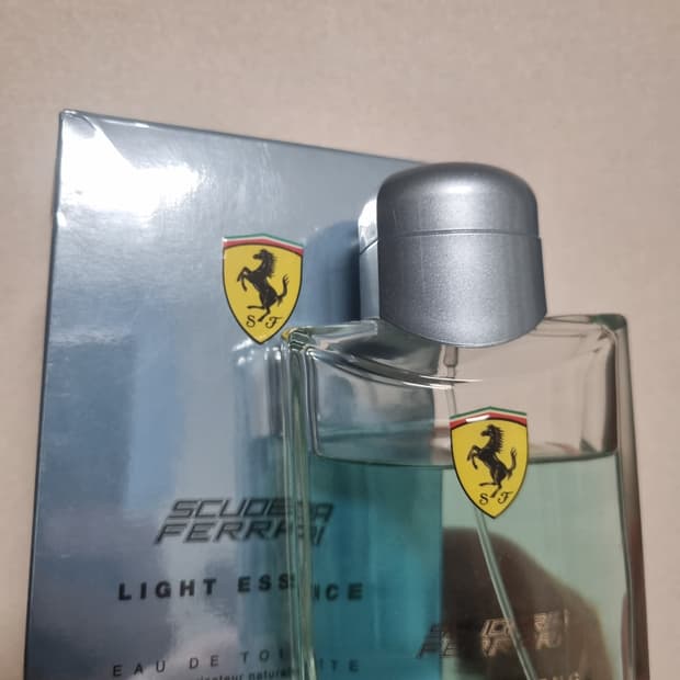 페라리 라이트 에센스 향수(75ml) 