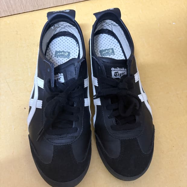 오니츠카타이거 멕시코 66 블랙 255