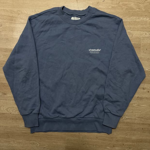 비바스튜디오 라운드 맨투맨