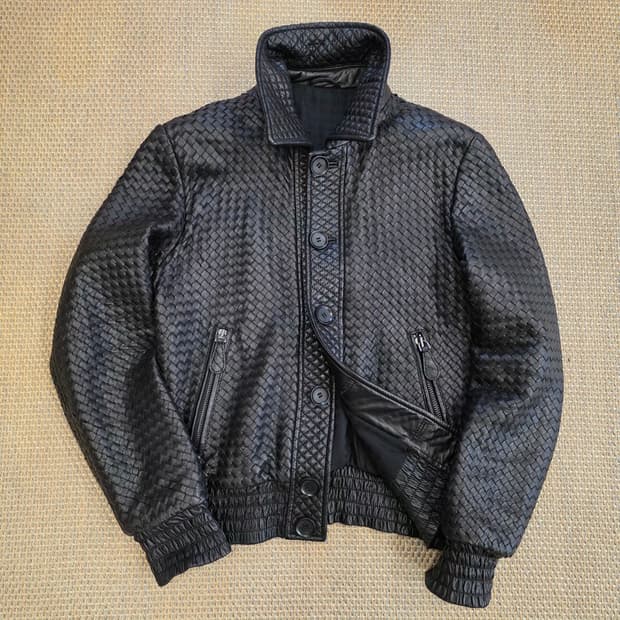 [명작] 보테가베네타 종결템 이탈리안 최고급 나파레더 블루종 인트레치아토