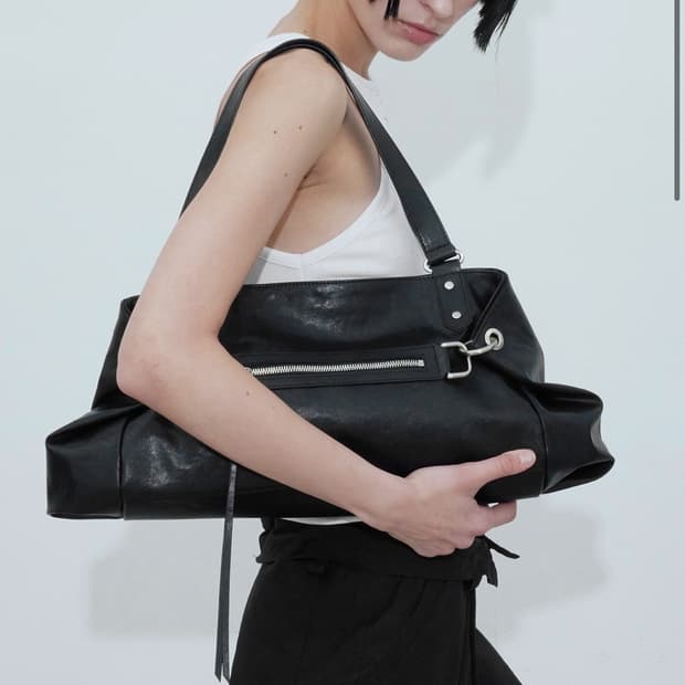 보헴서 보헤미안서울 FOLDED SHOULDER BAG, BLACK