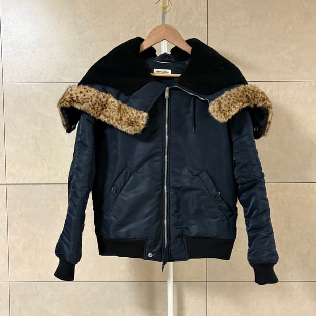 생로랑 15aw 다람쥐 퍼 자켓