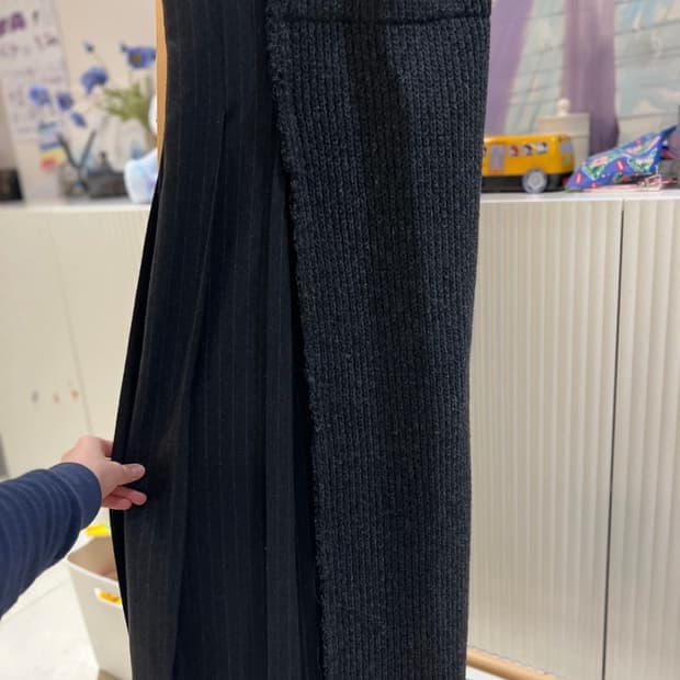 꼼데가르송 치마  스커트