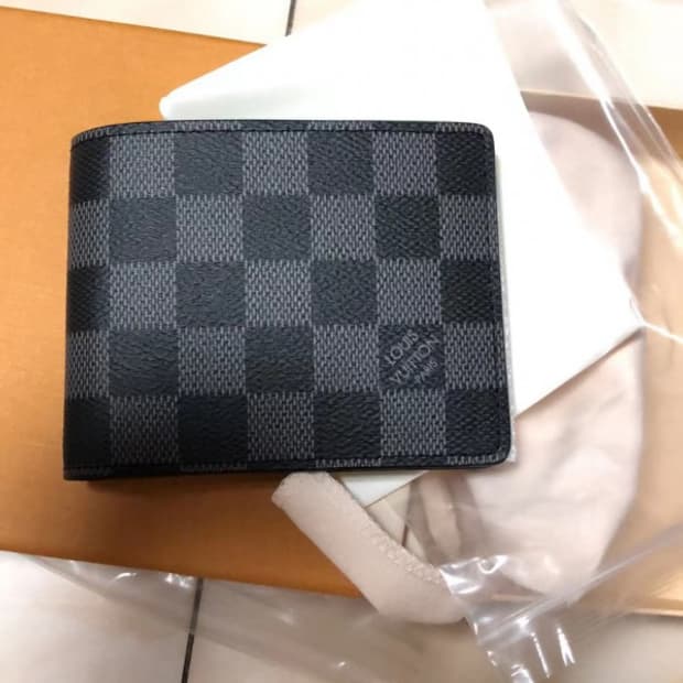 루이비통 반지갑