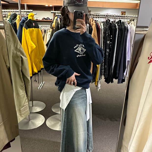 L)T&C Surf vintage 네이비 스웻셔츠