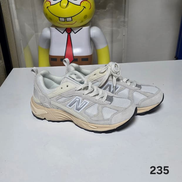 뉴발란스 878 님버스 클라우드 235