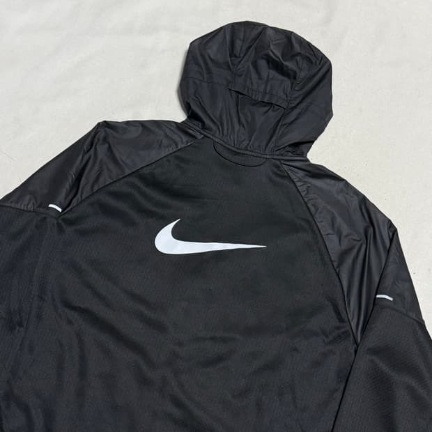 XL 나이키러닝 빅스우시 바람막이