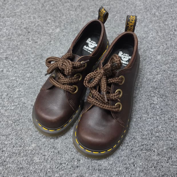 닥터마틴 크랜포드 브라운 UK4