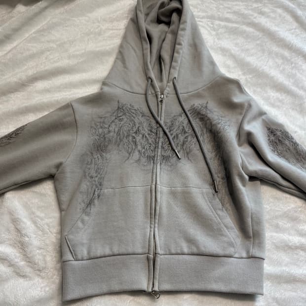 허그유어스킨 스컬리 크롭 후드집업 판매합니다